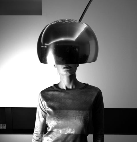 Femme au lampadaire #03